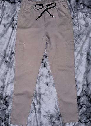 Штани жіночі