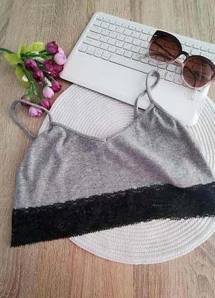 Тонкий трикотажний топ в рубчик розміру m