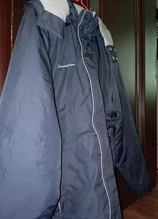 Проодам куртку чемпион
в хорошем состоянии, без дефектов!