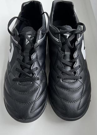 Бутси (сороконіжки) чоловічі demix armando tf розмір 40(25.5)