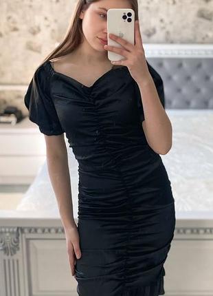 Женское платье
