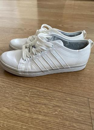 Женские оригинальные кеды adidas,37