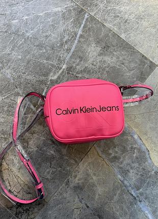 Сумка кросс боди calvin klein