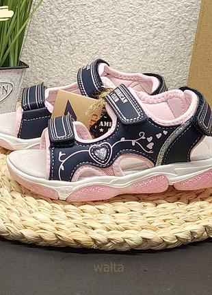 American club босоножки девочкам с мигалками на липучках