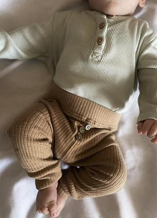 Штани в рубчик