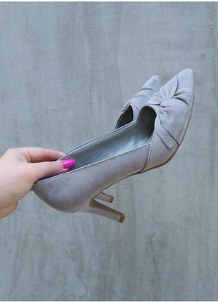 Классические серые туфли лодочки 😍👠