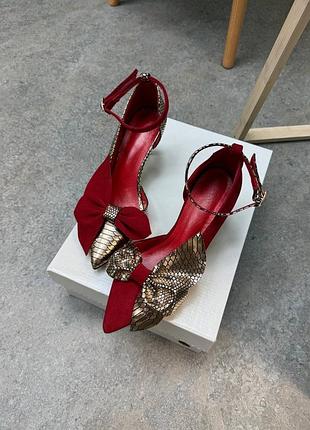 Женские туфли из натуральной кожи и замши с бантом на шпильке лантана