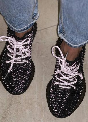 Кросівки жіночі світловідбівні w059