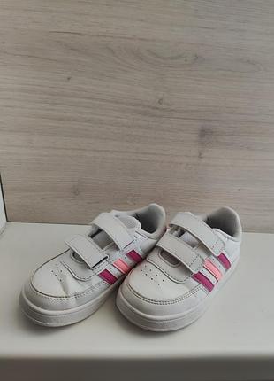 Кросівки adidas розмір 25-25.5