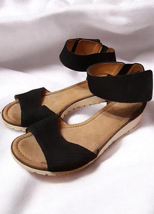 Жіночі  босоніжки натуральні суперові gabor,німеччина,р.38