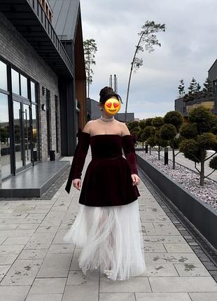 Вечірня сукня