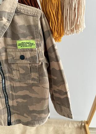 Нова сорочка на замку рівер айленд