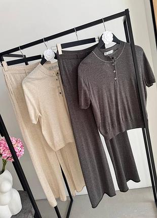 Костюм жіночий