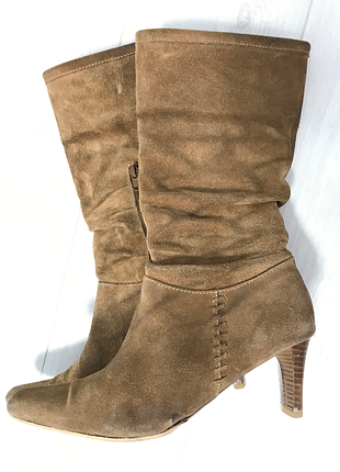 Замшеві жіночі демісезонні чоботи казаки на підборах