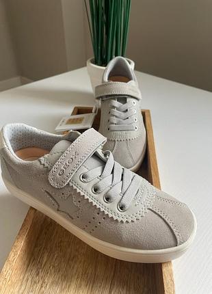 Кроссовки джеокс