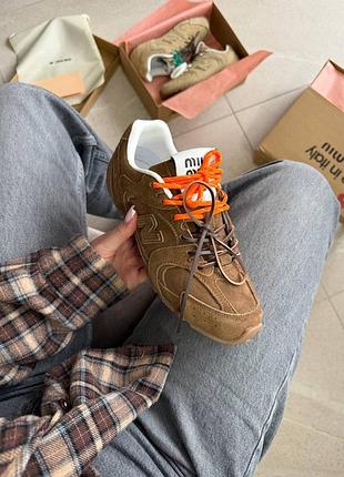 New balance + miu miu dark brown