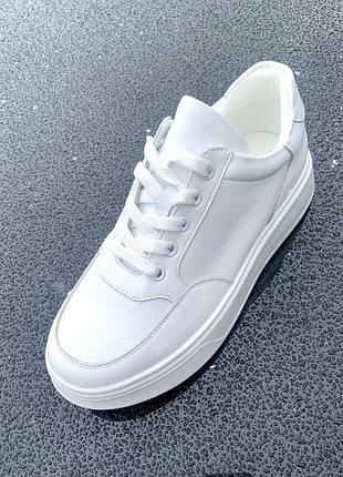 Хіт 🔥🔥! крутезні білі кросівки з натуральної шкіри 1399 грн