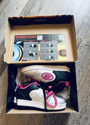 Роликовые кроссовки heelys