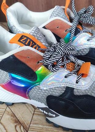 Жіночі кросівки бу 39 розмір