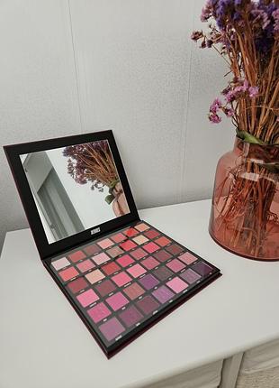 Палетка теней beauty bay 42 colour palette - berries - новые, оригинальные