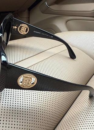 Очки солнцезащитные burberry
