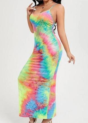 Shein. из англии. в наличии. платье макси в неоновом принте тай дай.