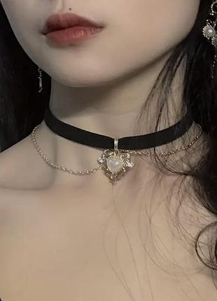 Чокер черный с сердцем