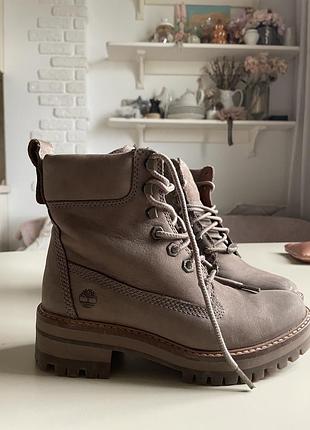 Timberland  черевики  розмір 35, устілка 22,5 см