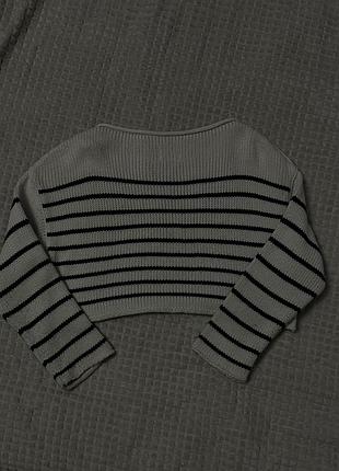 Вʼязаний укорочений светр 4