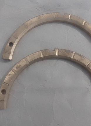 Полукольцо коленчатого вала ямз 236