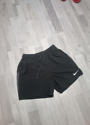 Шорти nike