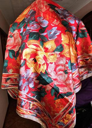 Платок шелковый размер87х87 ,италия