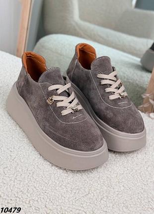 24.5см и 25.5см кроссовки материал натуральная замша цвет мягко на шнуровке