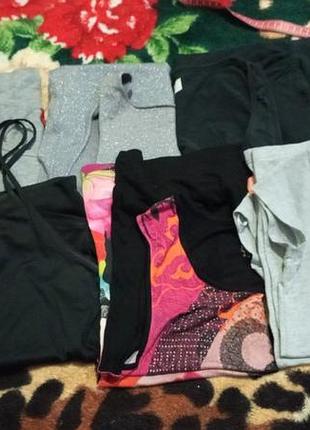 Лот з 6 футболок  за лот 150 гривень