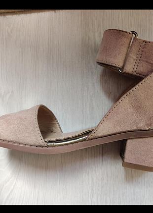 Босоножки river island 32 4
