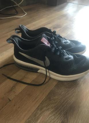 Кросівки nike