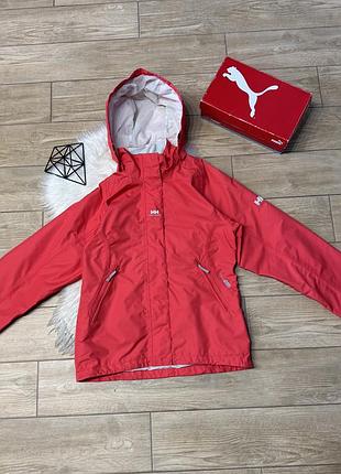 Женская куртка ветровка helly hansen m оригинал