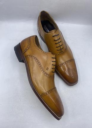 Світлі коричневі руді класичні туфлі броги gordon & bros оригінал