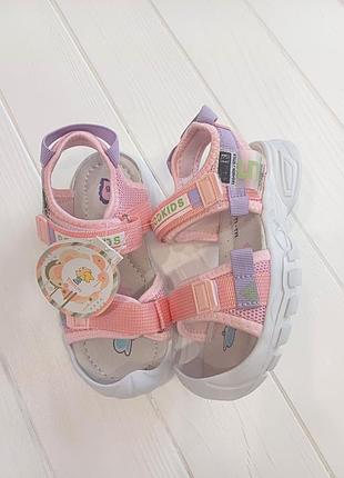 Детские босоножки для девочки в размерах: 26 и 27