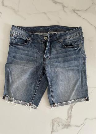 Джинсовые шорты