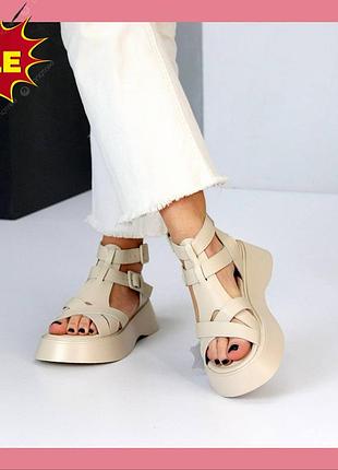 Красивые босоножки в натуральной кожи для девушек, бежевого цвета, римлянки, переплетение на толстой