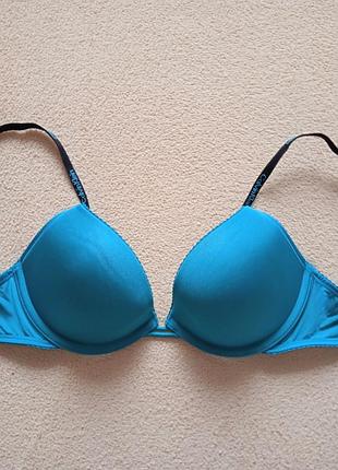 Бюстгалтер пушап calvin klein