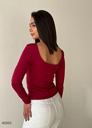 Лонгслив с открытой спиной