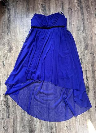 Пышное фатиновое платье вышитое бисером