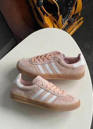Жіночі кросівки adidas gazelle indoor peach