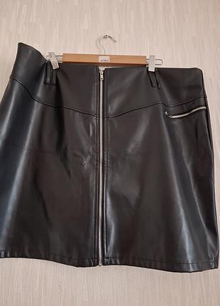 Спідниця  нова штучна шкіра   20/48 розміру
