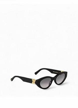 Черные брендовые очки