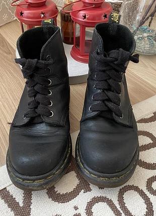 Продам ботинки martins
