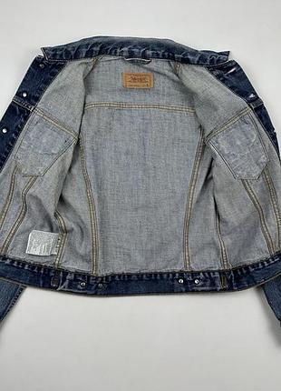Женская джинсовая курточка levi`s4 фото