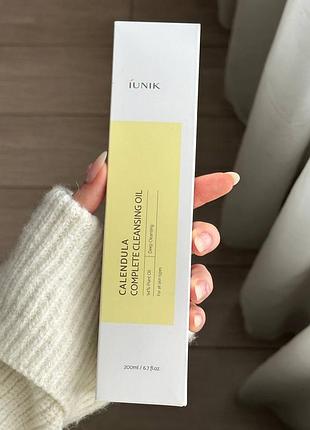 Гідрофільна олія з екстрактом календули iunik calendula complete cleansing oil 200 ml